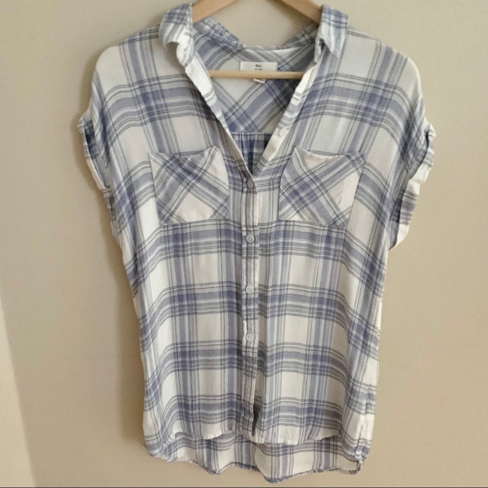 White & Purple Plaid Casual Short-Sleeve Shirt - Picture 2 of 4